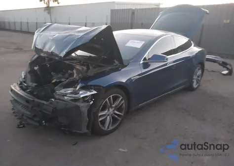 2016 Tesla Model S 60/70/75/85 z USA, uszkodzony, nr VIN 5YJSA1E12GF119760